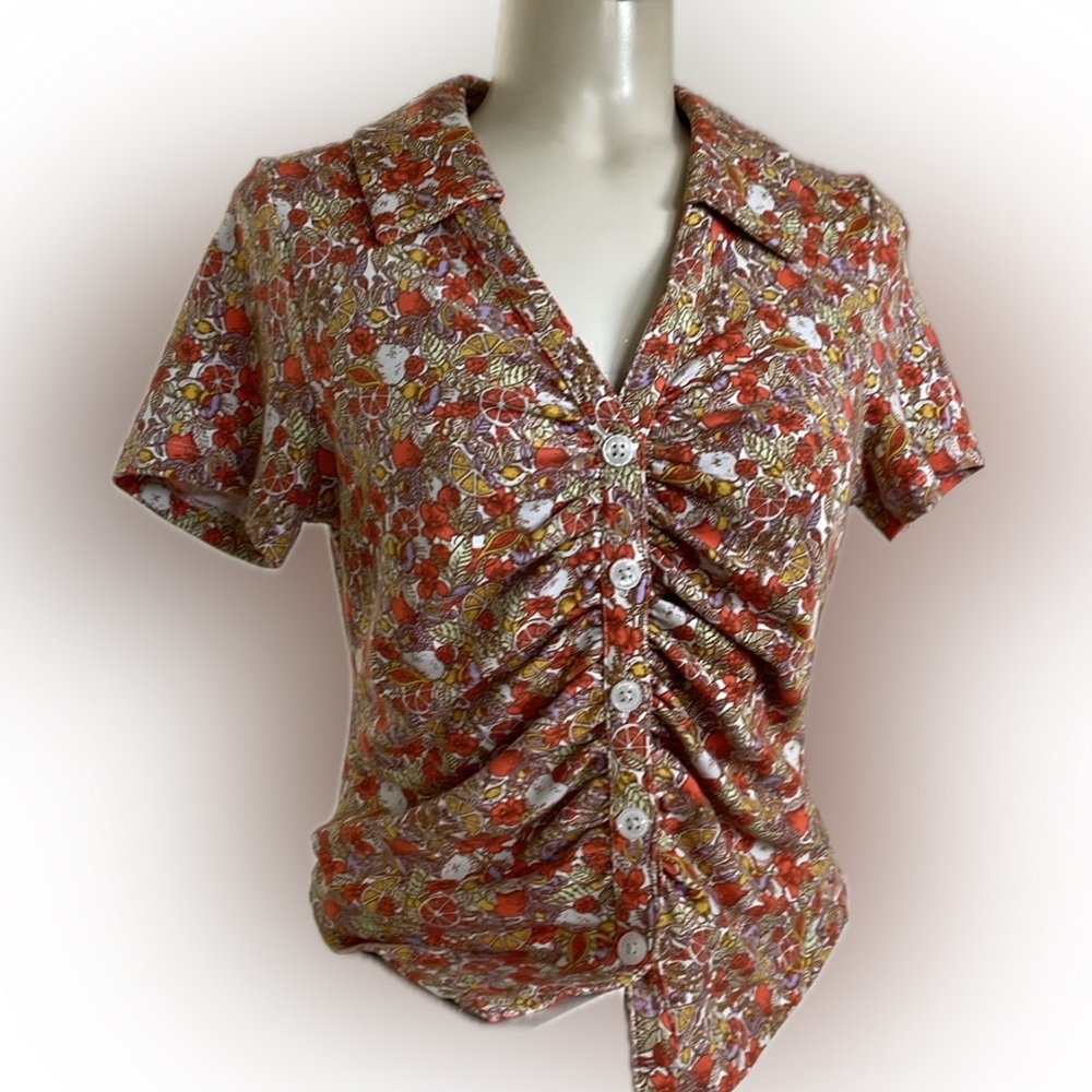 Maeve Cute short sleeves Ruched V-neck button-down top